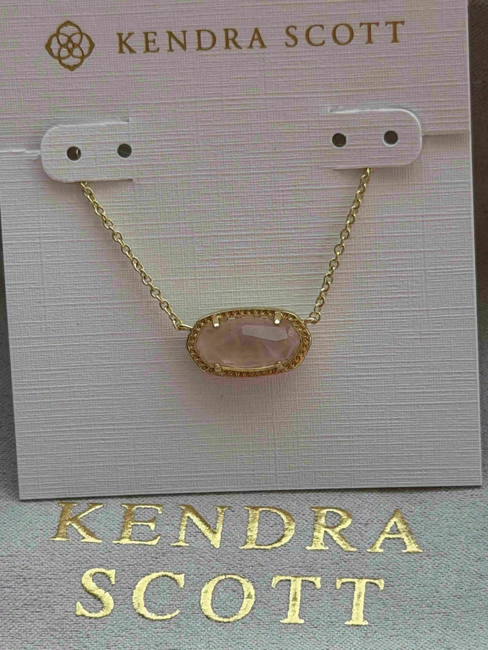 Kendra Scott Pendant Necklace in Clear